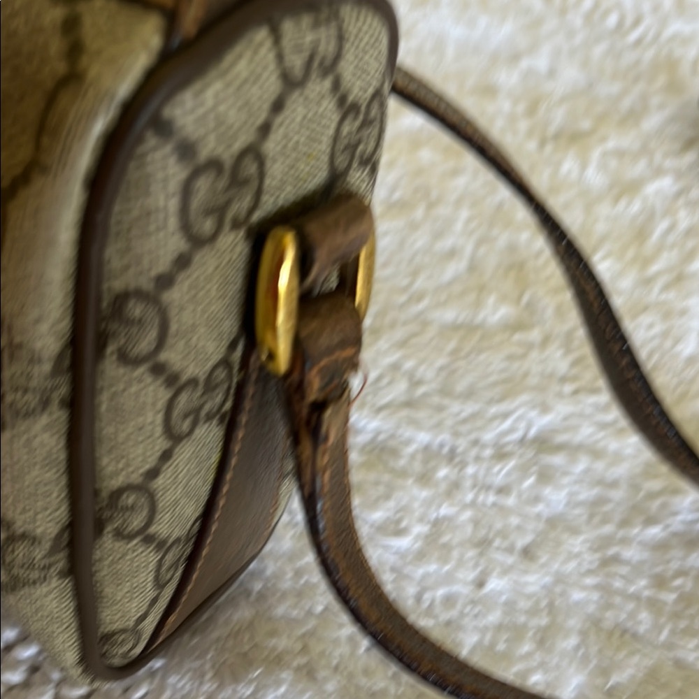 Gucci Brown Crossbody Bag with Geometric Pattern Preloved - Picture 9 of 16